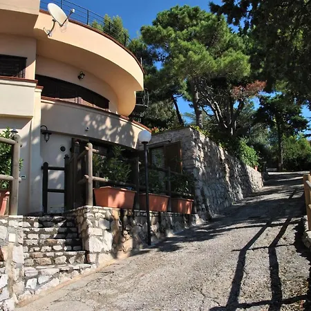 With Terrace Overlooking The Sea *